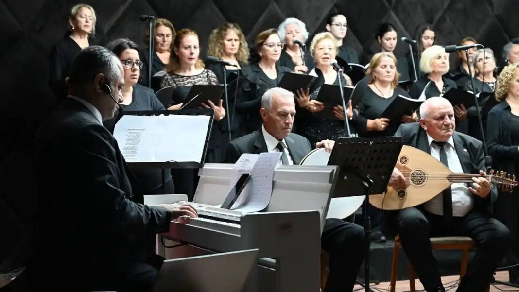 Kemer’de Duygusal Gece: Atatürk’e Saygı Konseri 3